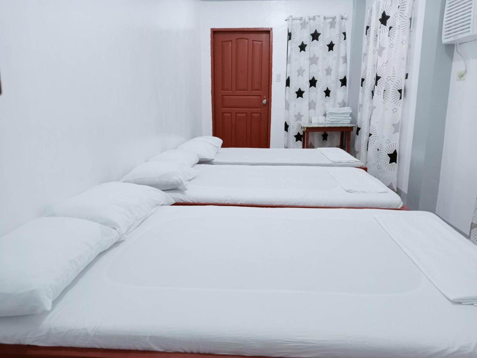 Ludy'S 2 Pension House Carles ห้อง รูปภาพ